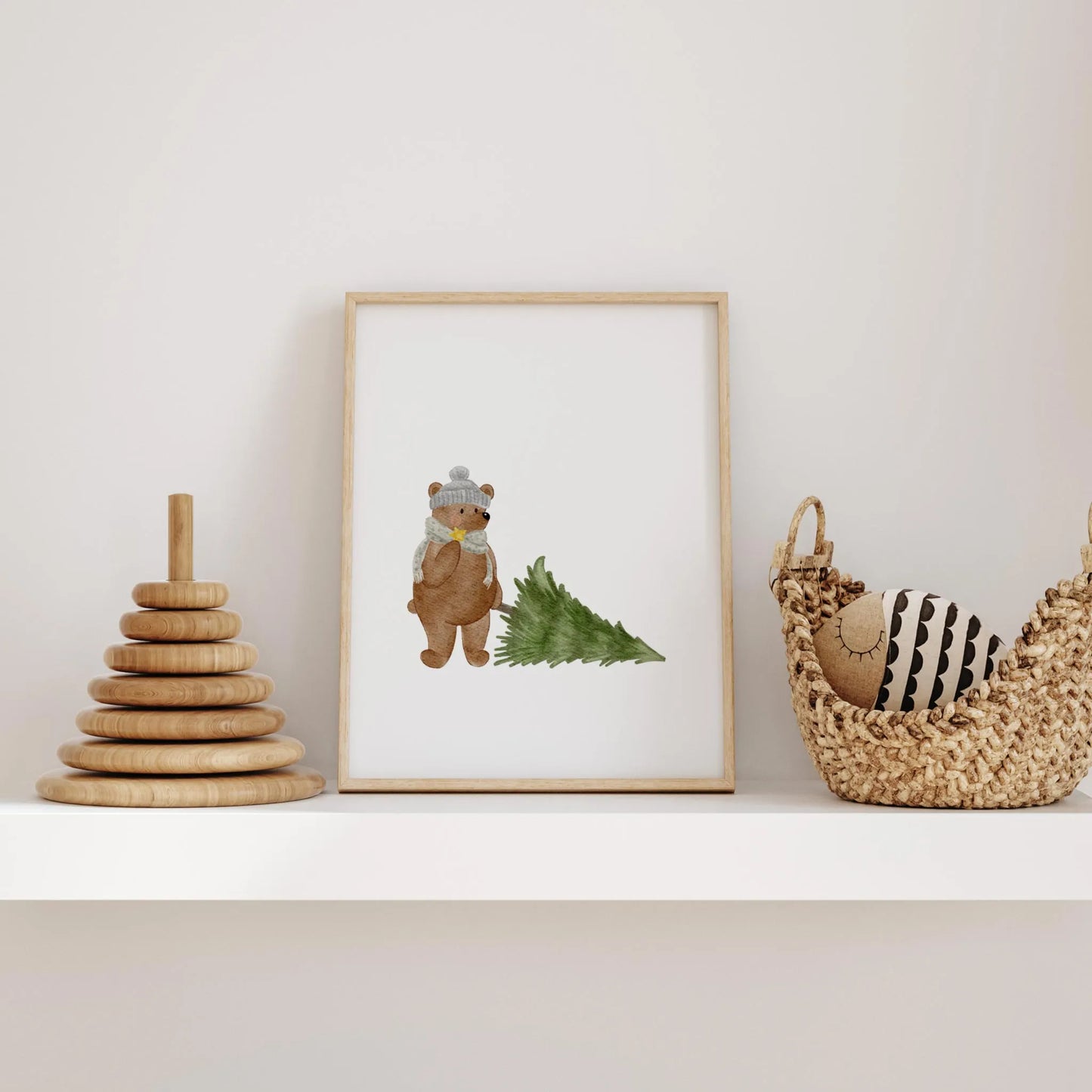 Kotenkram Poster 'Bär mit Tannenbaum' | Kinderzimmer Deko | DIN A4 DIN A4 (210 x 297 mm) P4324K039115