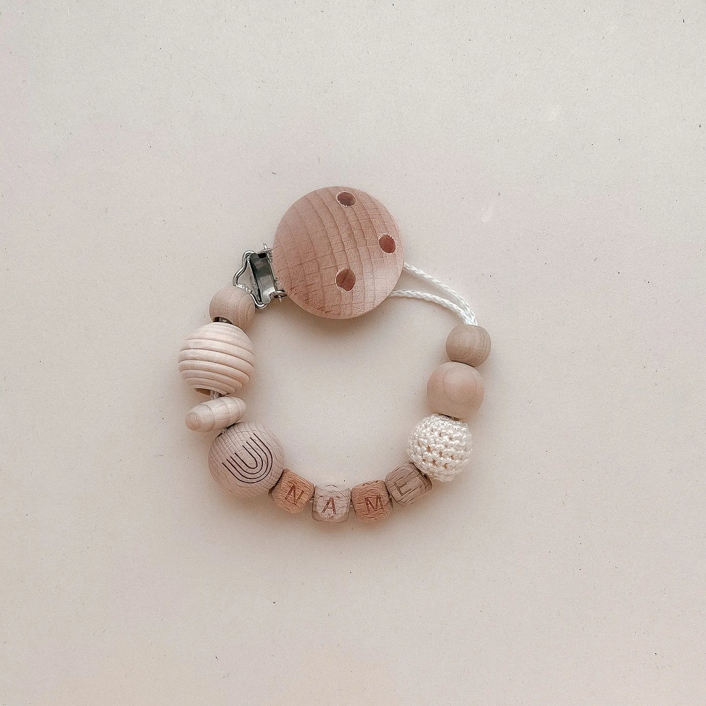 Kotenkram Schnullerkette Boho mit Name | cremeweiß | Unisex S3121K0135