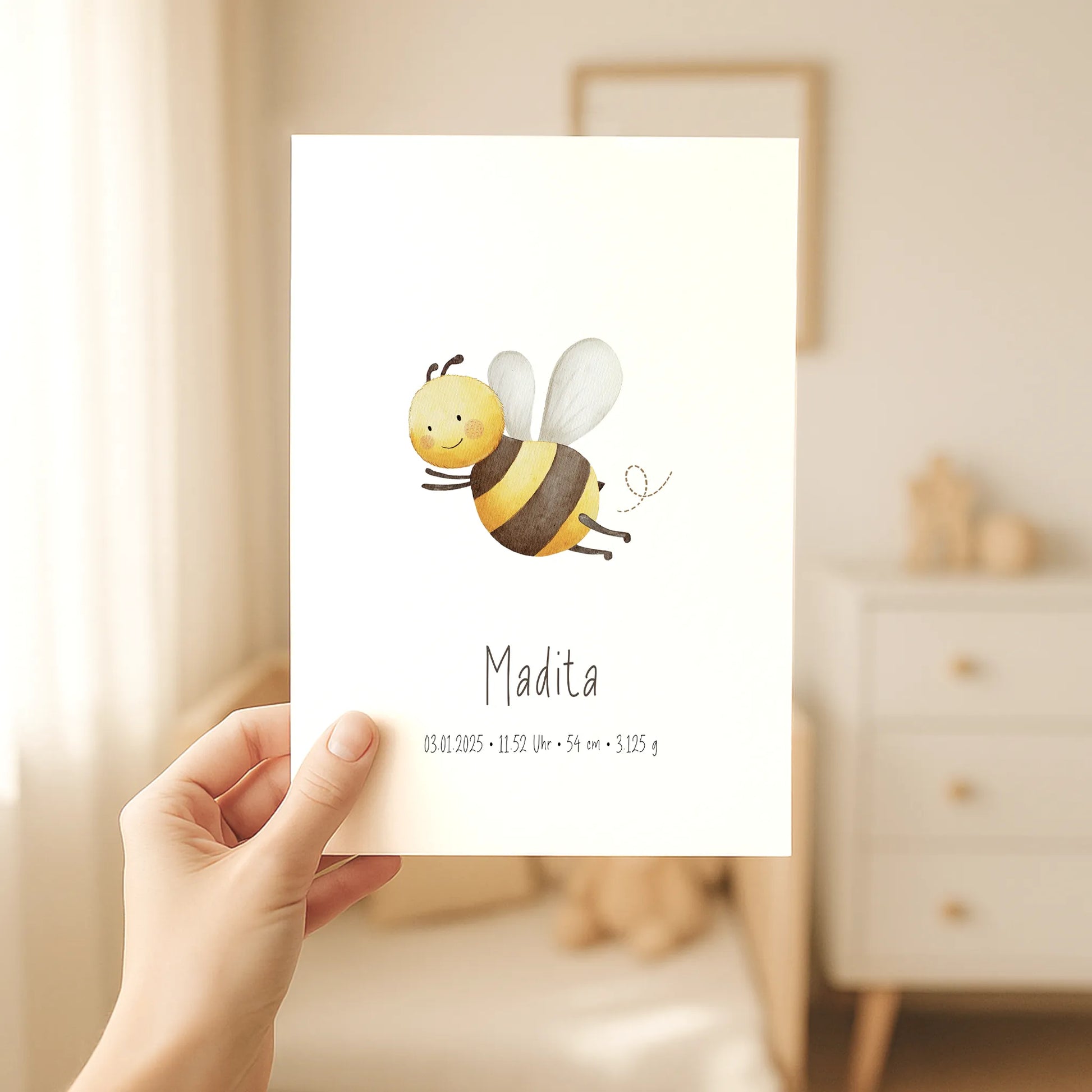 Poster zur Geburt Biene | Personalisiert | DIN A4 Geschenkidee Geburt Geburtstag Kinderzimmer Deko Wandgestaltung Poster Aquarell G5224K0472