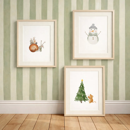 Kinderposter 'Schnecke mit Geschenken Schneckenpost', 'Schneemann', 'Maus mit Tannenbaum' | Weihnachten | DIN A4 Wandgestaltung Deko Spielzimmer Kinderzimmer Aquarell P4324K038115-P4324K038915-P4324K038117