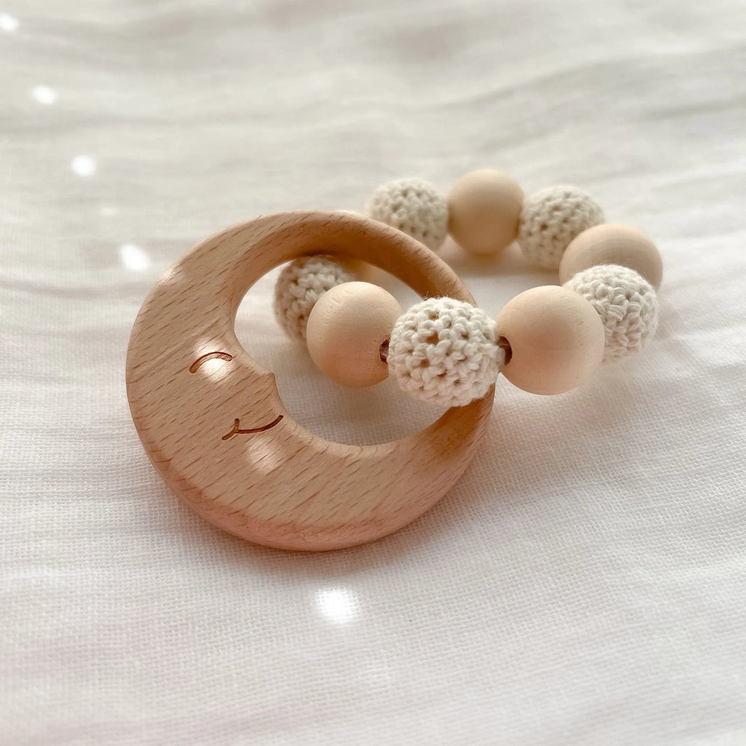 Kotenkram Greifling ohne Name | Beißanhänger Mond | weiß G1724K0333